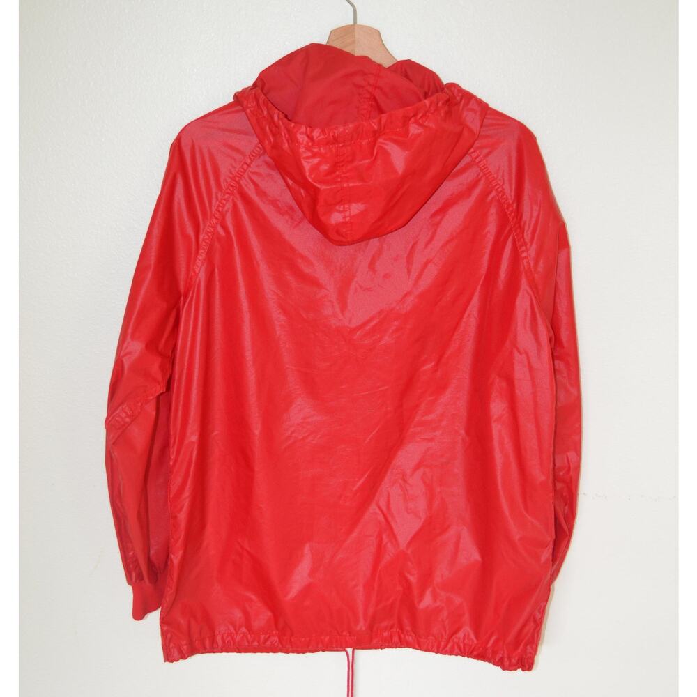 Vintage Lacoste Red Windbreaker Size Medium - Picture 3 of 3